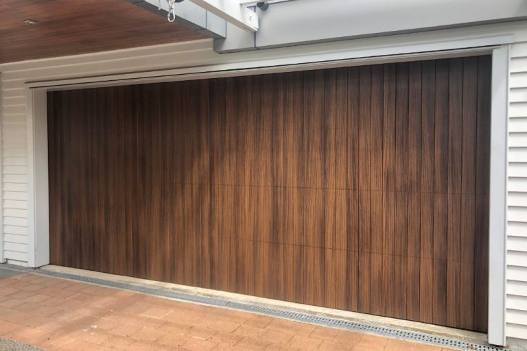 Vertical Metwood Garage Door