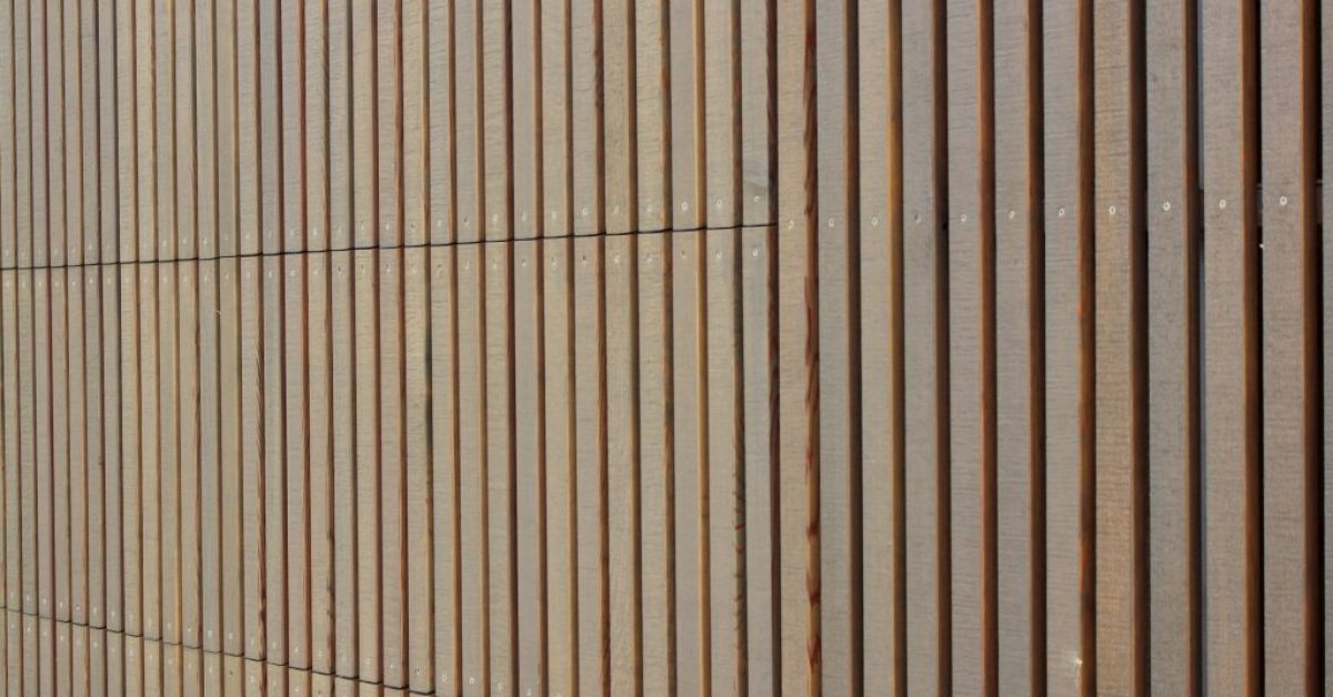 Vertical Custom Battens