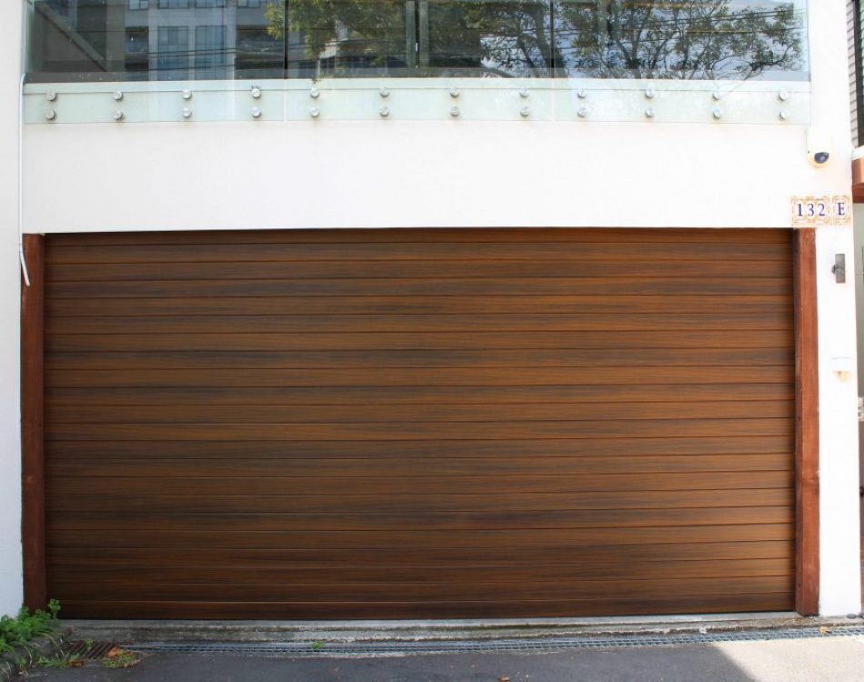 Aluminium Woodgrain Garage Door